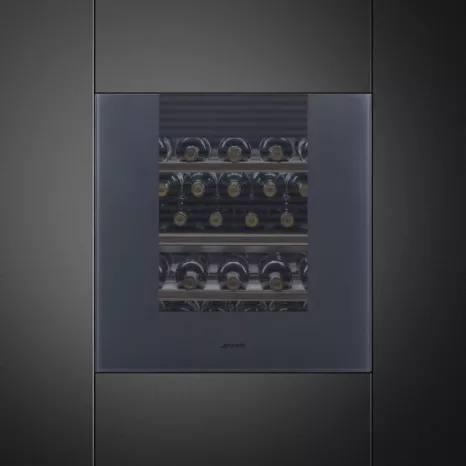 Холодильный шкаф для вина встраиваемый Smeg CVI129G